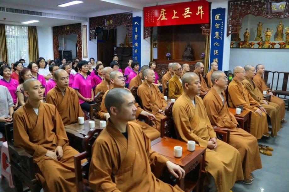 逃出重围第一章